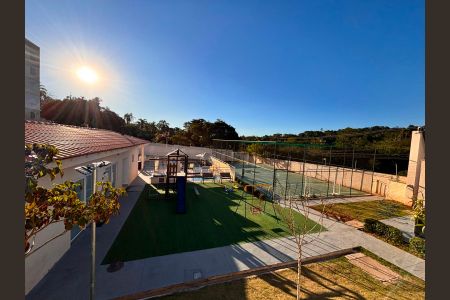 Apartamento para alugar com 48m², 2 quartos e 1 vaga Apartamento para alugar com 48m², 2 quartos e 1 vagaÁrea comum - Playground