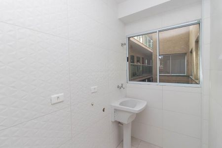 Apartamento para alugar com 44m², 2 quartos e 1 vaga Apartamento para alugar com 44m², 2 quartos e 1 vagaCozinha e Área de Serviço