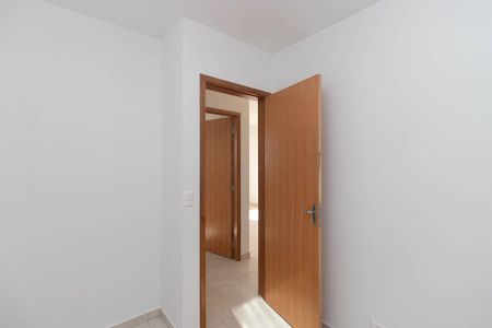 Quarto 2 de apartamento para alugar com 2 quartos, 44m² em Vila Constança, São Paulo