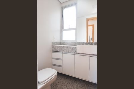Banheiro Social de apartamento para alugar com 2 quartos, 135m² em Boa Viagem, Belo Horizonte