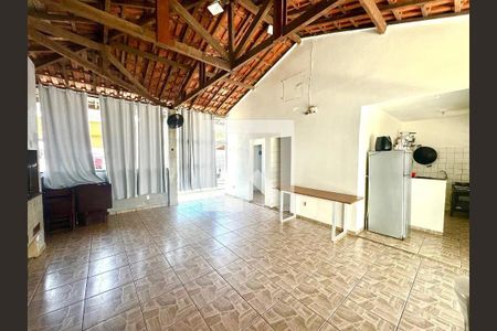 Apartamento para alugar com 42m², 2 quartos e 1 vaga Apartamento para alugar com 42m², 2 quartos e 1 vagaSalão de Festas