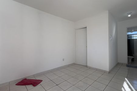 Sala de apartamento para alugar com 2 quartos, 42m² em Vila Nova Bonsucesso, Guarulhos