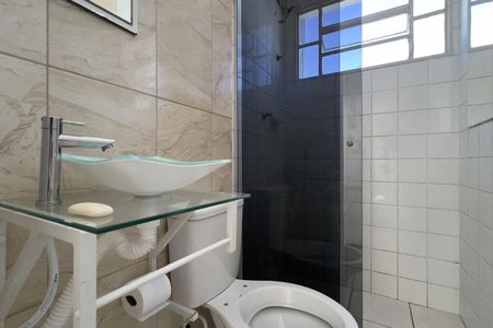 Apartamento para alugar com 42m², 2 quartos e 1 vaga Apartamento para alugar com 42m², 2 quartos e 1 vagaBanheiro