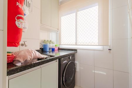 Área de serviço de apartamento para alugar com 2 quartos, 57m² em Jardim Itapark, Mauá