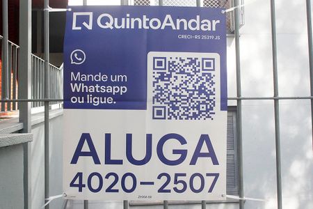 Plaquinha de apartamento para alugar com 2 quartos, 69m² em Higienópolis, Porto Alegre
