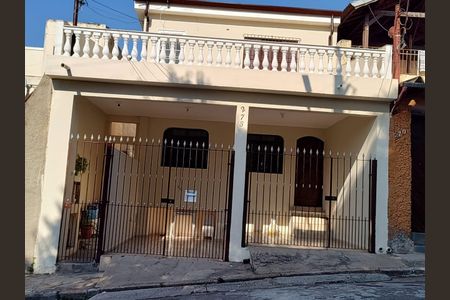 Fachada de casa à venda com 2 quartos, 125m² em Vila Ede, São Paulo