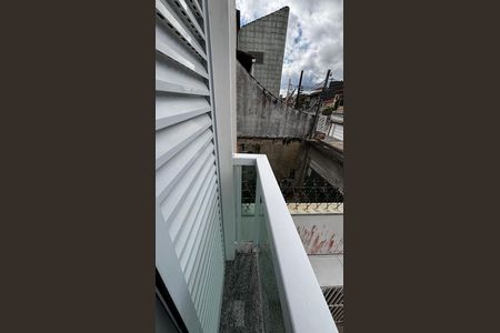 Quarto 1 Varanda de apartamento para alugar com 2 quartos, 42m² em Jardim Las Vegas, Santo André