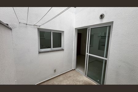 Apartamento para alugar com 42m², 2 quartos e 1 vaga Apartamento para alugar com 42m², 2 quartos e 1 vagaÁrea de Serviço
