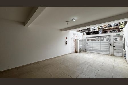 Garagem de apartamento para alugar com 2 quartos, 42m² em Jardim Las Vegas, Santo André