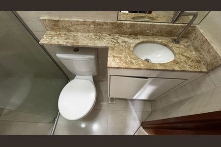 Banheiro de apartamento para alugar com 2 quartos, 42m² em Jardim Las Vegas, Santo André