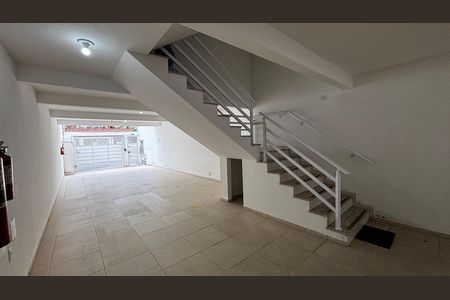 Apartamento para alugar com 42m², 2 quartos e 1 vaga Apartamento para alugar com 42m², 2 quartos e 1 vagaGaragem