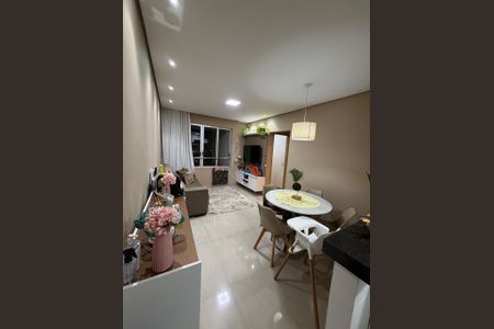 Apartamento para alugar com 60m², 2 quartos e 2 vagas