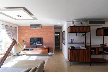Apartamento para alugar com 103m², 2 quartos e 2 vagas Apartamento para alugar com 103m², 2 quartos e 2 vagasSalas