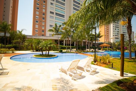 Apartamento para alugar com 103m², 2 quartos e 2 vagas Apartamento para alugar com 103m², 2 quartos e 2 vagasÁrea comum - Piscina