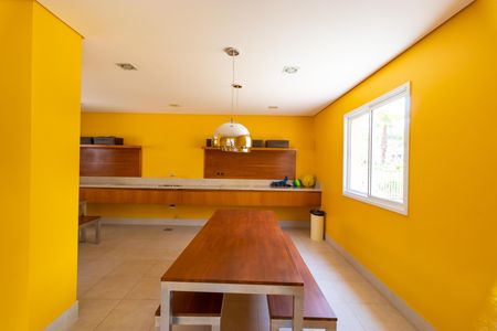 Apartamento para alugar com 103m², 2 quartos e 2 vagas Apartamento para alugar com 103m², 2 quartos e 2 vagasÁrea comum - Oficina