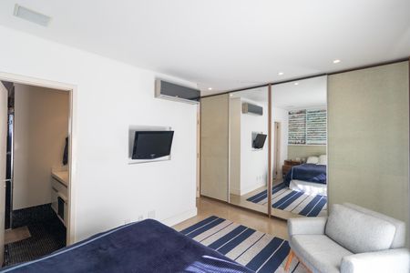 Apartamento para alugar com 103m², 2 quartos e 2 vagas Apartamento para alugar com 103m², 2 quartos e 2 vagasSuíte 01