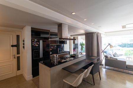 Apartamento para alugar com 103m², 2 quartos e 2 vagas Apartamento para alugar com 103m², 2 quartos e 2 vagasCozinha