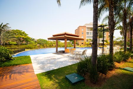 Apartamento para alugar com 103m², 2 quartos e 2 vagas Apartamento para alugar com 103m², 2 quartos e 2 vagasÁrea comum - Piscina