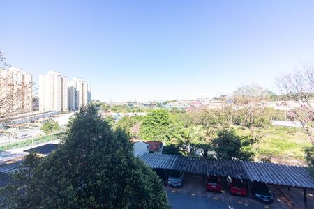 Vista  de apartamento para alugar com 2 quartos, 48m² em Quitaúna, Osasco