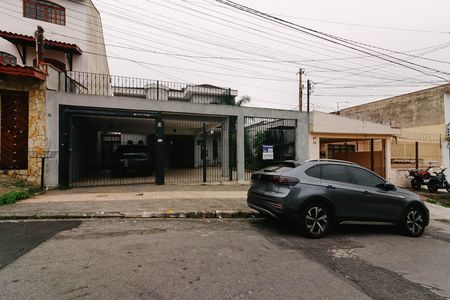 Fachada de casa à venda com 3 quartos, 240m² em Jardim Triana, São Paulo