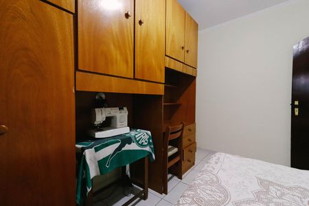 Quarto 2 de casa para alugar com 3 quartos, 240m² em Jardim Triana, São Paulo