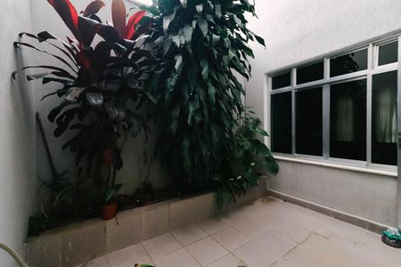 Jardim de Inverno de casa à venda com 3 quartos, 240m² em Jardim Triana, São Paulo