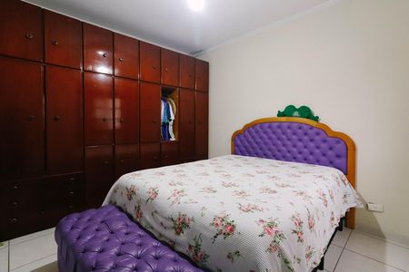Quarto 1 de casa para alugar com 3 quartos, 240m² em Jardim Triana, São Paulo