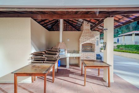Apartamento à venda com 75m², 2 quartos e 2 vagas Apartamento à venda com 75m², 2 quartos e 2 vagasÁrea comum - Churrasqueira