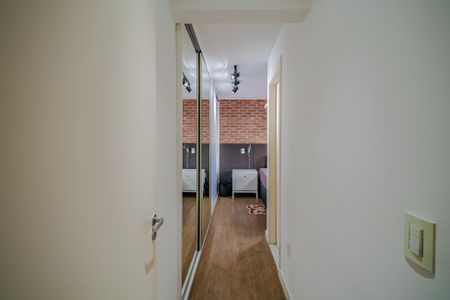 Apartamento à venda com 75m², 2 quartos e 2 vagas Apartamento à venda com 75m², 2 quartos e 2 vagasQuarto 2