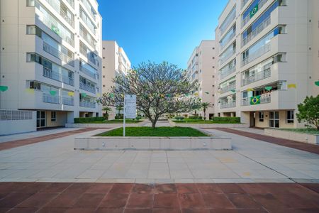 Apartamento à venda com 75m², 2 quartos e 2 vagas Apartamento à venda com 75m², 2 quartos e 2 vagasÁrea comum