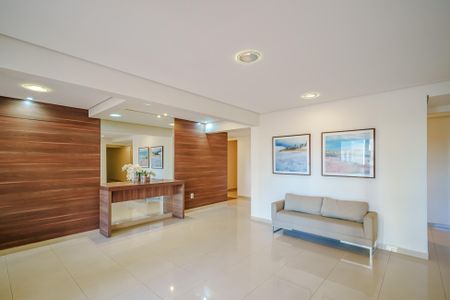 Apartamento à venda com 75m², 2 quartos e 2 vagas Apartamento à venda com 75m², 2 quartos e 2 vagasHall de entrada