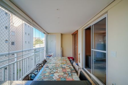 Apartamento à venda com 75m², 2 quartos e 2 vagas Apartamento à venda com 75m², 2 quartos e 2 vagasVaranda