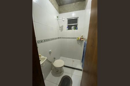 Banheiro de casa à venda com 2 quartos, 68m² em Jacarepaguá, Rio de Janeiro