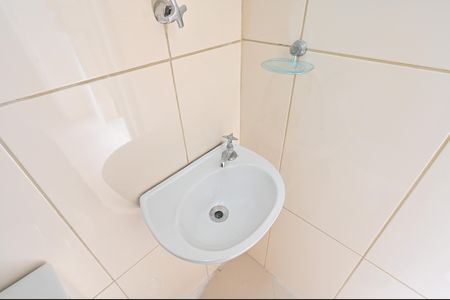 Banheiro de Servico de apartamento para alugar com 2 quartos, 76m² em Vila da Saúde, São Paulo
