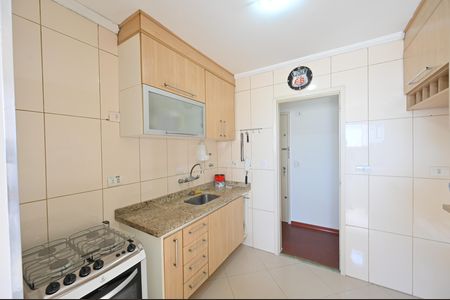 Apartamento para alugar com 76m², 2 quartos e 1 vagaCozinha