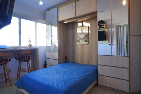 Sala _Quarto de kitnet/studio à venda com 1 quarto, 24m² em Centro Histórico, Porto Alegre