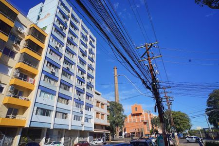Fachada de kitnet/studio à venda com 1 quarto, 24m² em Centro Histórico, Porto Alegre
