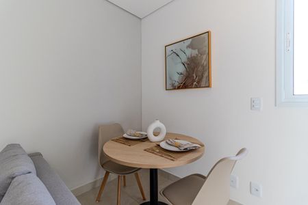 Apartamento para alugar com 38m², 1 quarto e sem vaga Apartamento para alugar com 38m², 1 quarto e sem vagaSala