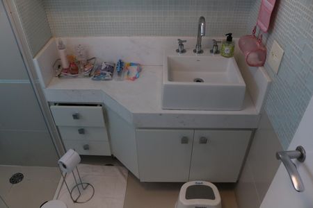 Apartamento à venda com 134m², 3 quartos e 2 vagasBanheiro 1