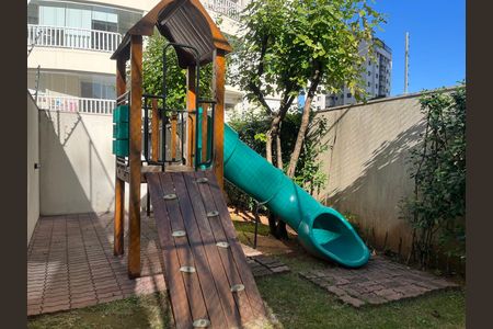 Apartamento à venda com 134m², 3 quartos e 2 vagas Apartamento à venda com 134m², 3 quartos e 2 vagasÁrea comum - Playground