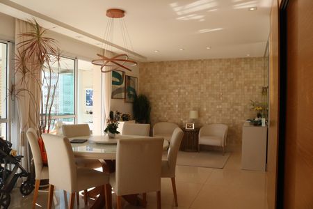 Apartamento à venda com 134m², 3 quartos e 2 vagasSala