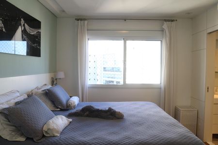 Apartamento à venda com 134m², 3 quartos e 2 vagasQuarto 1