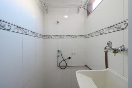 Área de Serviço de apartamento para alugar com 3 quartos, 72m² em Jardim Prudência, Diadema