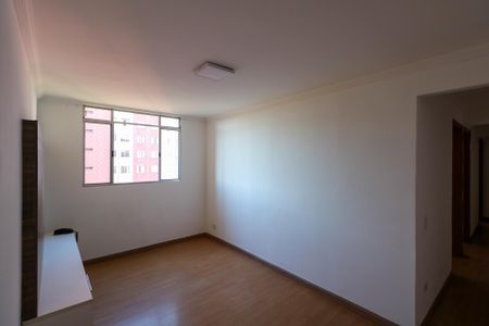 Sala de apartamento para alugar com 3 quartos, 72m² em Jardim Prudência, Diadema