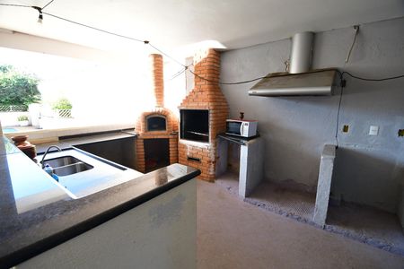 Varanda gourmet de casa à venda com 5 quartos, 600m² em Cidade Universitária, Campinas