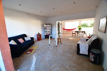 Sala de casa à venda com 5 quartos, 600m² em Cidade Universitária, Campinas