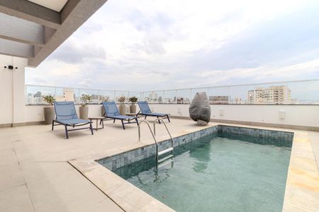 Piscina de apartamento para alugar com 1 quarto, 38m² em República, São Paulo