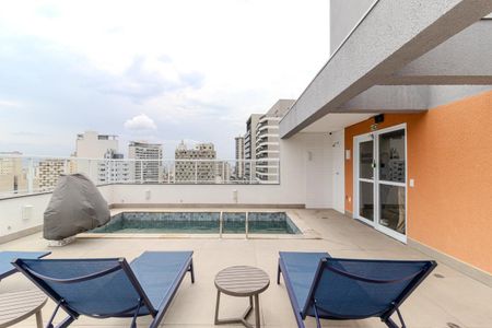 Piscina de apartamento para alugar com 1 quarto, 38m² em República, São Paulo