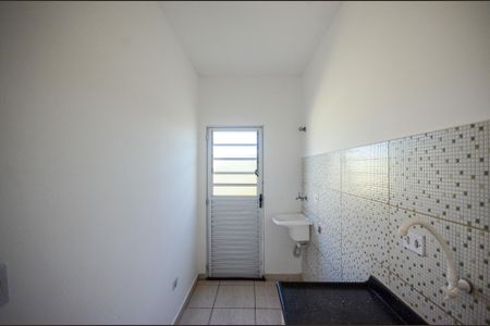 Cozinha de casa para alugar com 1 quarto, 70m² em Vila Mangalot, São Paulo