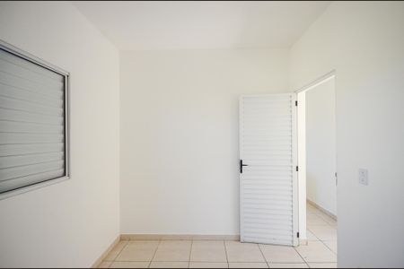 Quarto de casa para alugar com 1 quarto, 70m² em Vila Mangalot, São Paulo